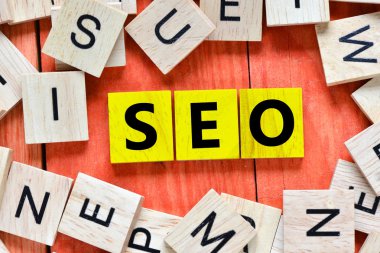 Ahşap harfler SEO yazım