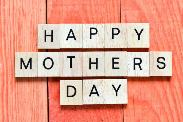 Letras de madera Feliz día de las madres — Foto de Stock