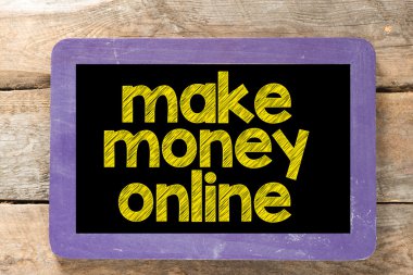 İleti yazı tahtası üzerinde para çevrimiçi yapmak