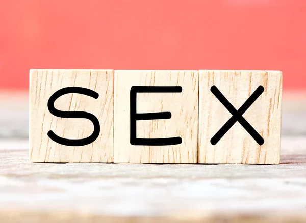Ahşap harfler seks yazım — Stok fotoğraf