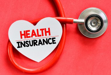 kalp simgesi olan stetoskop