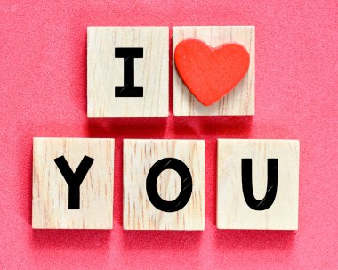 Ahşap harfler seni seviyorum