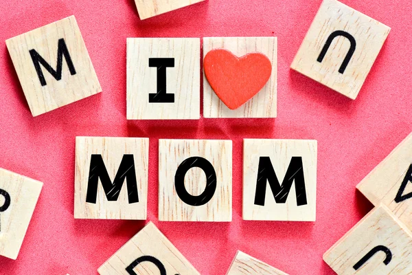 Lettere di legno che amo mamma — Foto Stock