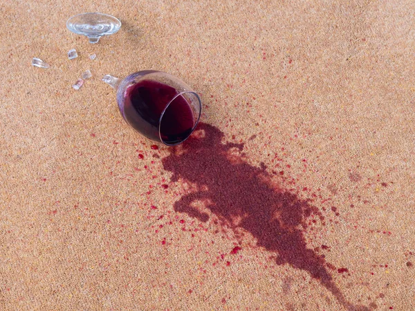 Red wine on carpet — Stock Photo, Image