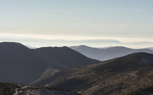 Dağ ridge siluetleri — Stok fotoğraf