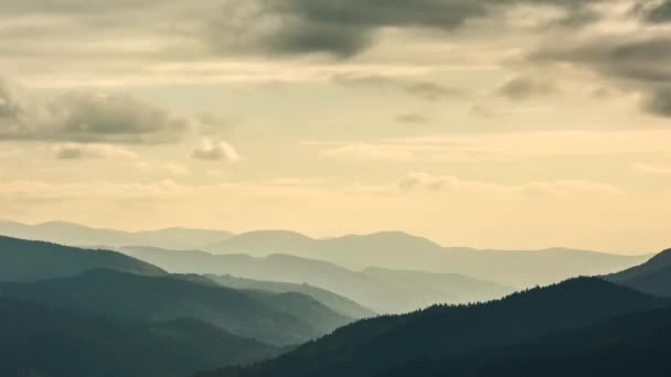 Time Lapse Nuvole Che Muovono Colline Boscose — Video Stock