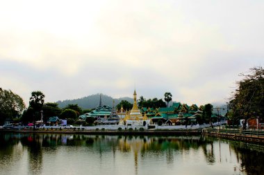 WAT Chong Klang ve Wat Chong Kham, Mae Hong Son, Tayland