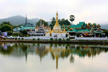 WAT Chong Klang ve Wat Chong Kham, Mae Hong Son, Tayland
