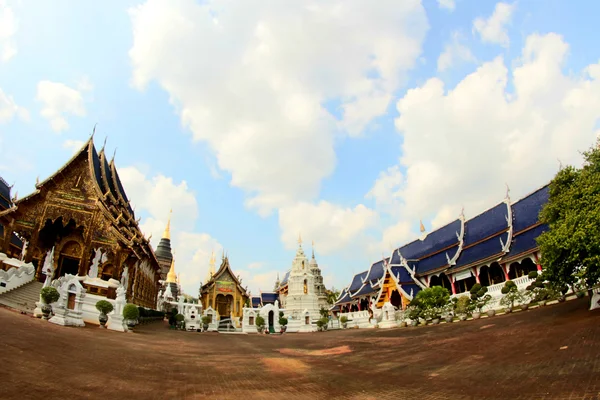 Temple Wat Ban den, Maetang, chiangmai, Thaïlande — Photo