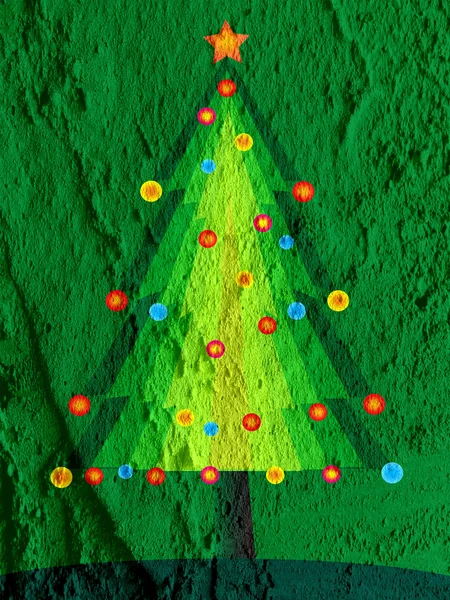 Рождественская елка на стене цемента — стоковое фото
