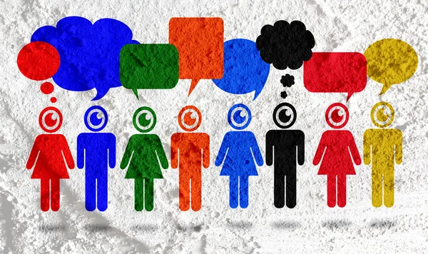 Tänkande människor talar och pratbubblan på Cement vägg — Stockfoto