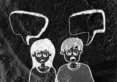 İnsanların düşünme insanlar konuşmak ve konuşma balonu çimento duvar 