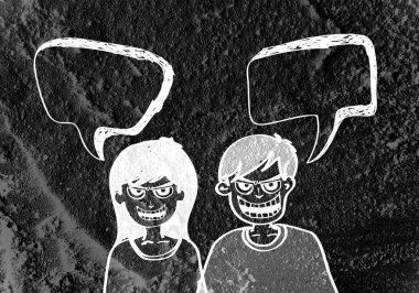 İnsanların düşünme insanlar konuşmak ve konuşma balonu çimento duvar 