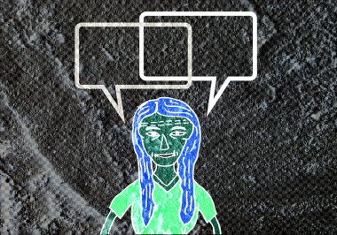 İnsanların düşünme insanlar konuşmak ve konuşma balonu çimento duvar 