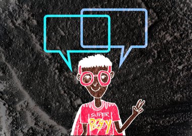 İnsanların düşünme insanlar konuşmak ve konuşma balonu çimento duvar 