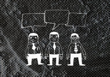 İnsanların düşünme insanlar konuşmak ve konuşma balonu çimento duvar 