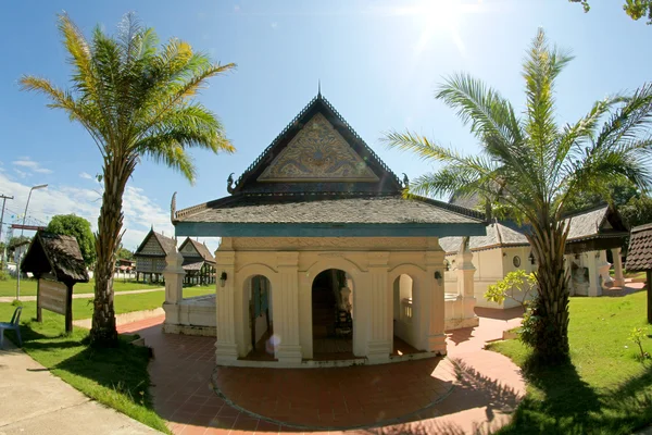 Exterior of wat kradian temple , trakanpuachphon , ubonratch — Stock Photo, Image