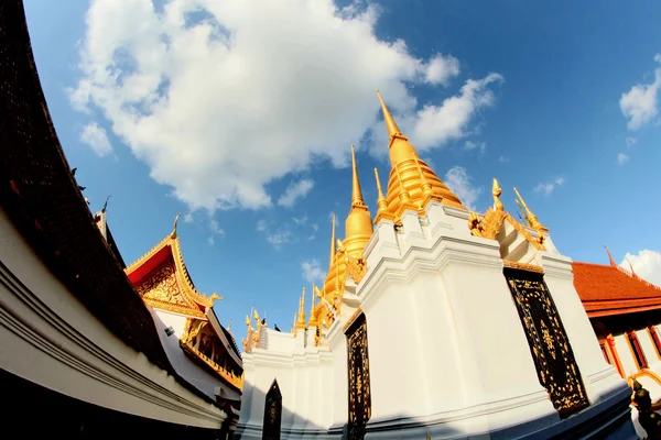 Arte e linha de wat tung sri wirai temple, baan cheetuan, khua — Fotografia de Stock