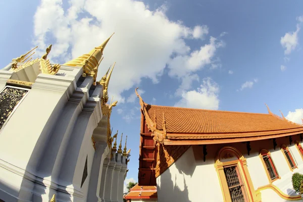 Arte e linha de wat tung sri wirai temple, baan cheetuan, khua — Fotografia de Stock