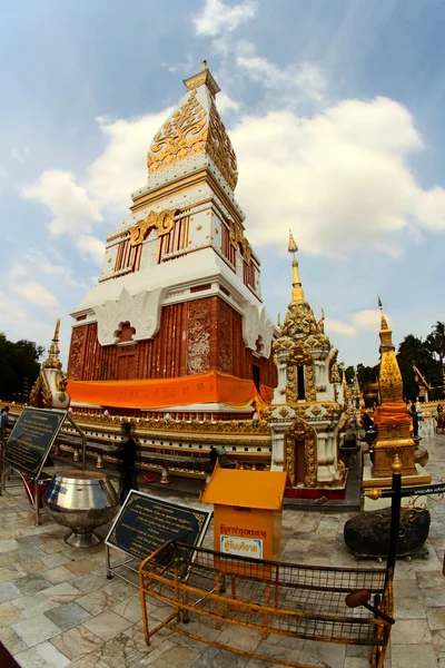 The chedi Phra hogy Phanom, Wat Phra hogy Phanom, hogy Phanom Dist — Stock Fotó