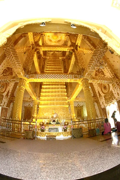 Temple Wat Phrathat Nong Bua à Ubon Ratchathani, Thaïlande — Photo