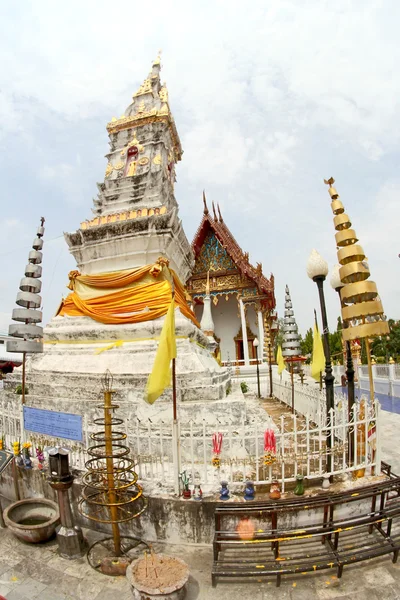 Wat Mahathat Yasothon Thailand plaatsen van aanbidding — Stockfoto