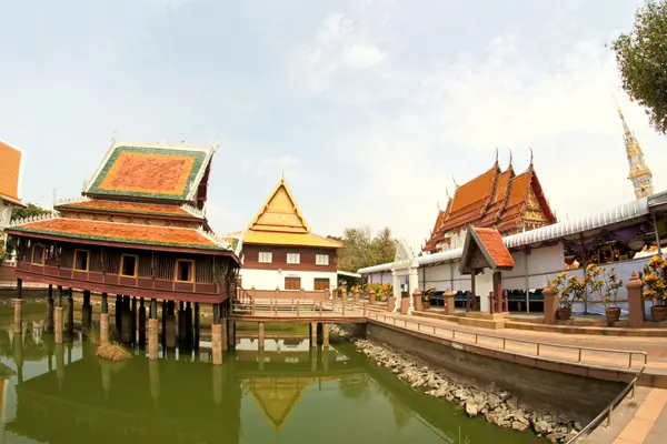 Wat mahathat yasothon thailand Kultstätten — Stockfoto