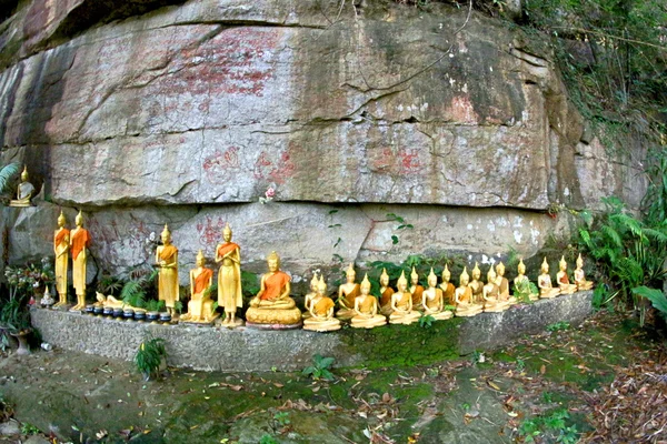 Wat Palan cantou, Ubon Ratchathani, Tailândia — Fotografia de Stock