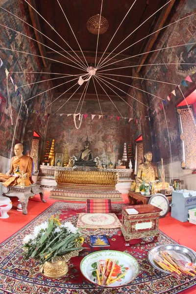 Wat Thung Si Muang à Ubon Ratchathani, Thaïlande — Photo
