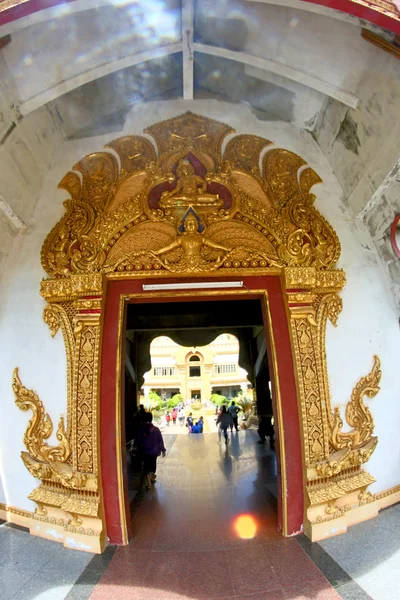 Wat Pha Namthip Thep Prasit Wanaram or Pha Nam Yoi ,roiet ,Thail — Stock Photo, Image