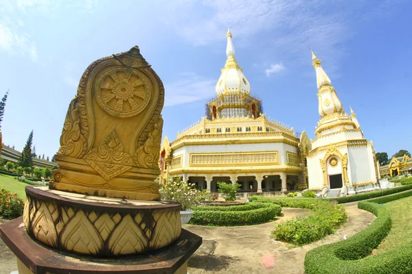Wat Pha Namthip Thep Prasit Wanaram ou Pha Nam Yoi, roiet, Thail — Photo