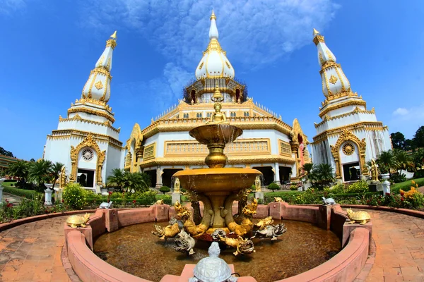 Wat Pha Namthip Thep Prasit Wanaram ou Pha Nam Yoi, roiet, Thail — Fotografia de Stock
