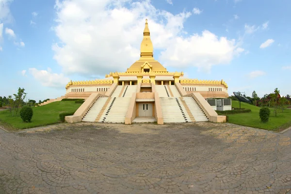 Golden pagoda mahamongkol bua in roiet  Thailand — Stock Photo, Image