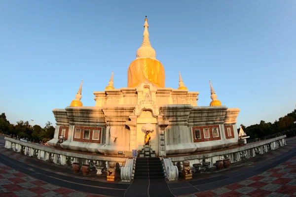 프라 그 Nadoon Stupa Mahasarakham 태국에서 — 스톡 사진