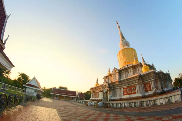 Phra dat Nadoon Stupa in gebied Thailand — Stockfoto