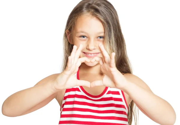 Niña mostrando las manos del corazón — Foto de Stock