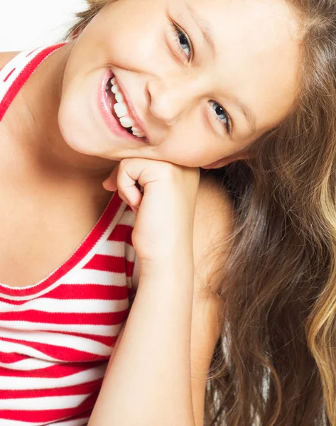 Portrait of a beautiful young girl laughing — Stock Photo, Image