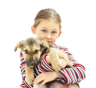 çocuk ve köpek yavrusu izole beyaz bir arka plan üzerinde