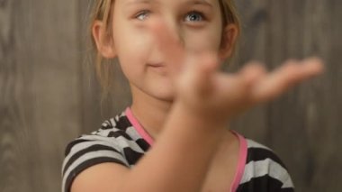 limon ile küçük kız