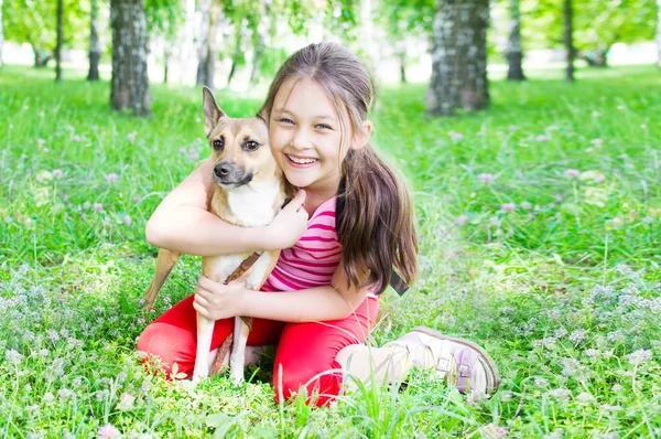 Girl and dog — Stock Photo, Image