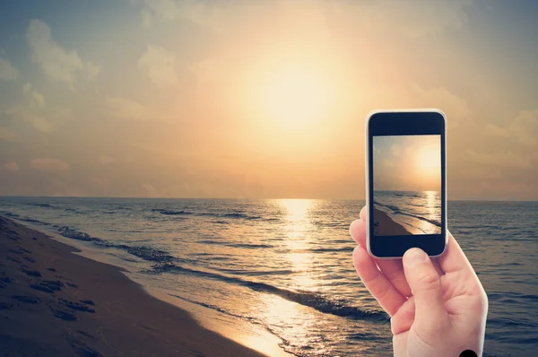 Fotografiar smartphone amanecer — Foto de Stock