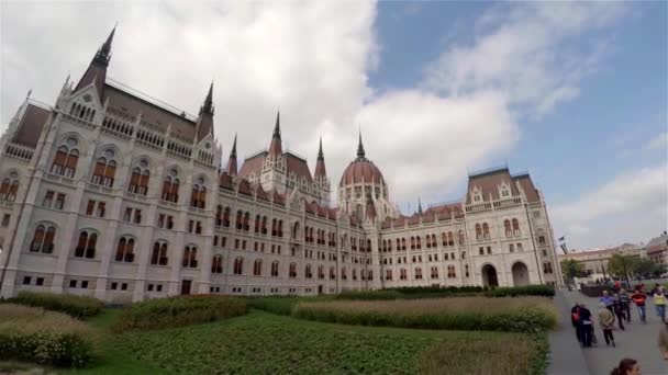 Maďarský parlament v Budapešti. Výstřel ve 4K, UHD