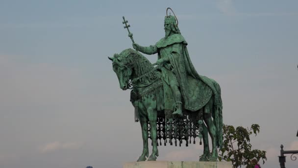 Das Denkmal Eine Skulptur Budapest Ungarn Gedreht Uhd — Stockvideo