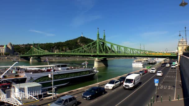 Brücke Über Die Donau Budapest Ungarn Gedreht Uhd — Stockvideo