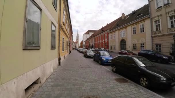 Budapest Arquitectura Casas Antiguas Calles Barrios Hungría Disparo Uhd — Vídeos de Stock