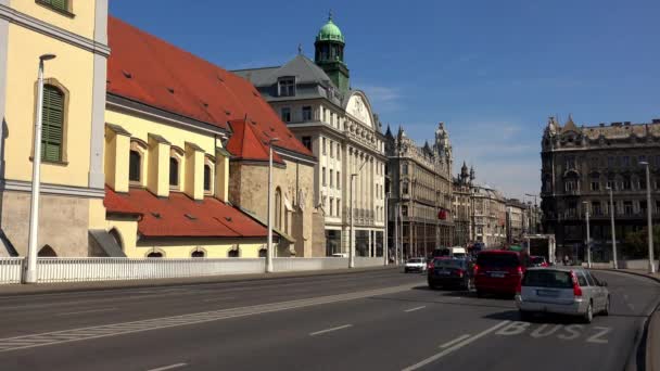 Budapest Arquitectura Casas Antiguas Calles Barrios Hungría Disparo Uhd — Vídeo de stock