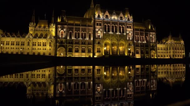 Das Ungarische Parlament Budapest Nacht Lichter Gedreht Uhd — Stockvideo
