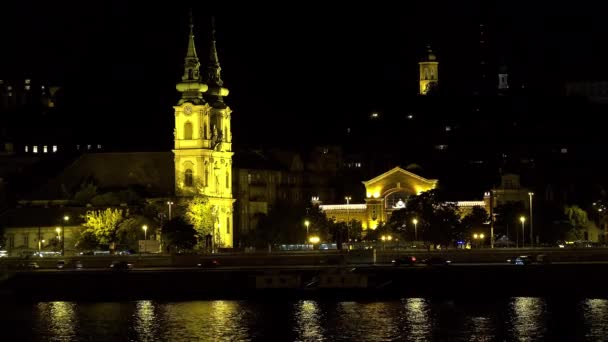 Kerk Tempel Boedapest Avond Lichten Hongarije Neergeschoten Uhd — Stockvideo