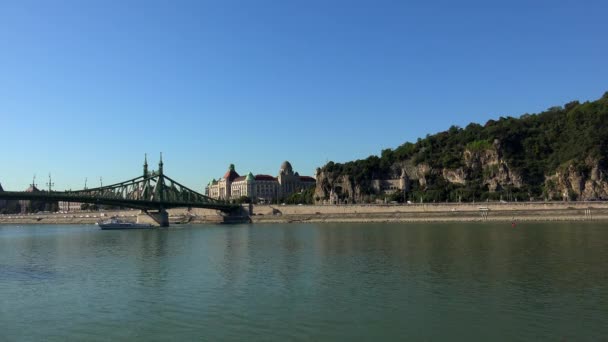 Brug Aan Donau Boedapest Hongarije Neergeschoten Uhd — Stockvideo