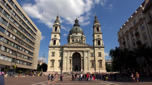 布达佩斯的圣斯蒂芬大教堂匈牙利 拍于4K Uhd — 图库视频影像
